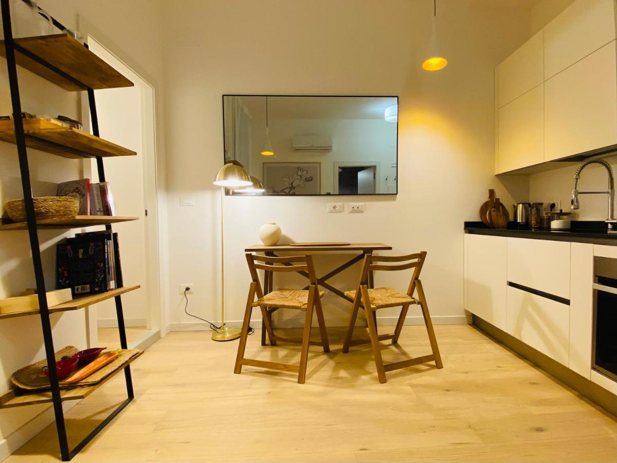 Piazzaborsa Charme Apartment Trieste Exterior foto