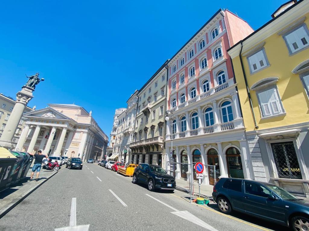 Piazzaborsa Charme Apartment Trieste Exterior foto